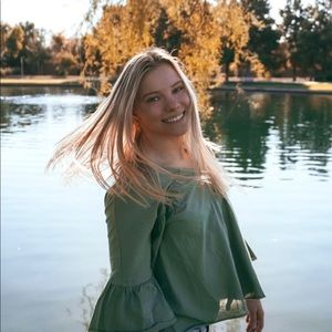 Meet your Posher, Jade